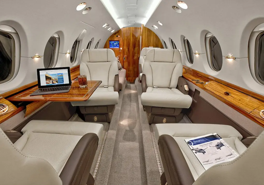 Hawker 800XP