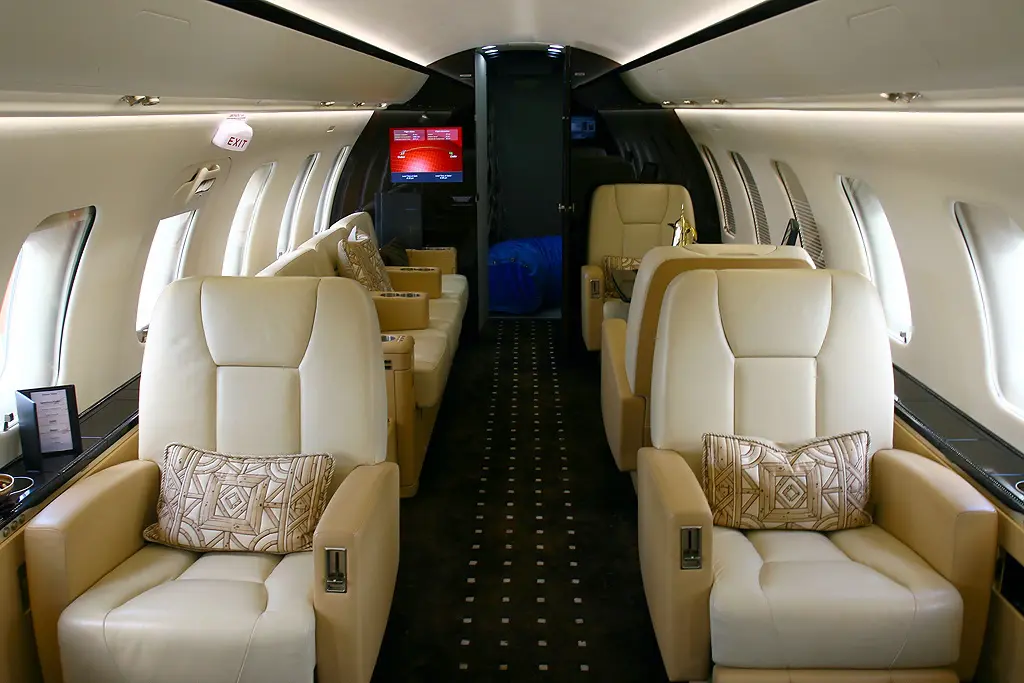 Bombardier Challenger 600