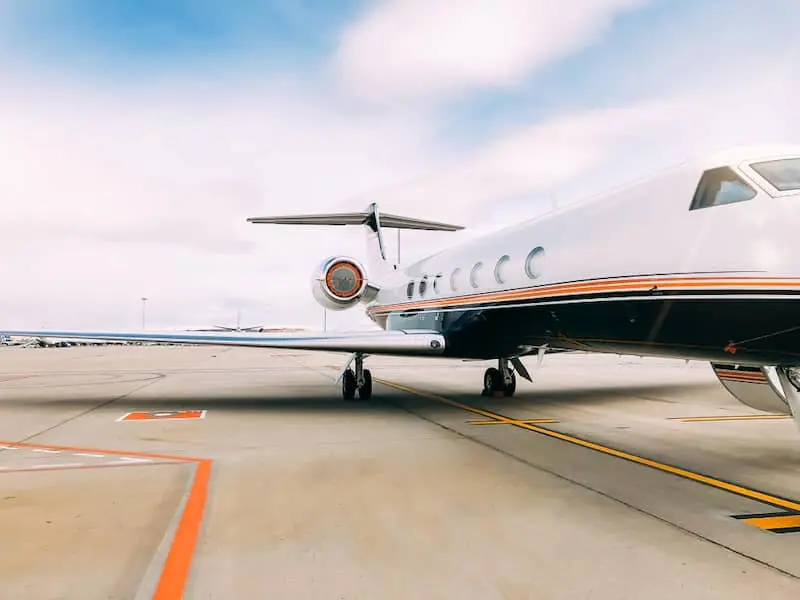 executives save time private jet travel
