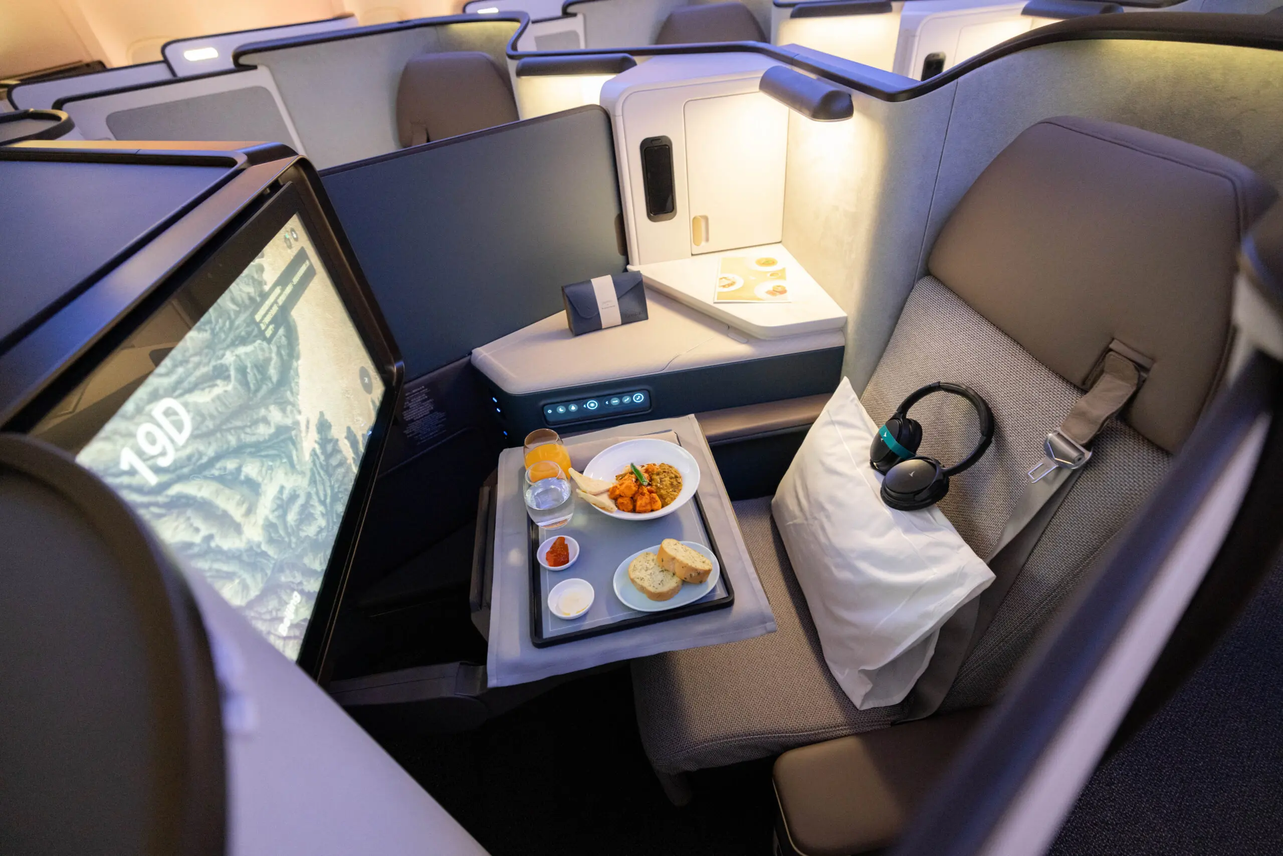 cathay aria suite seat overview cathay aria suite seat overview