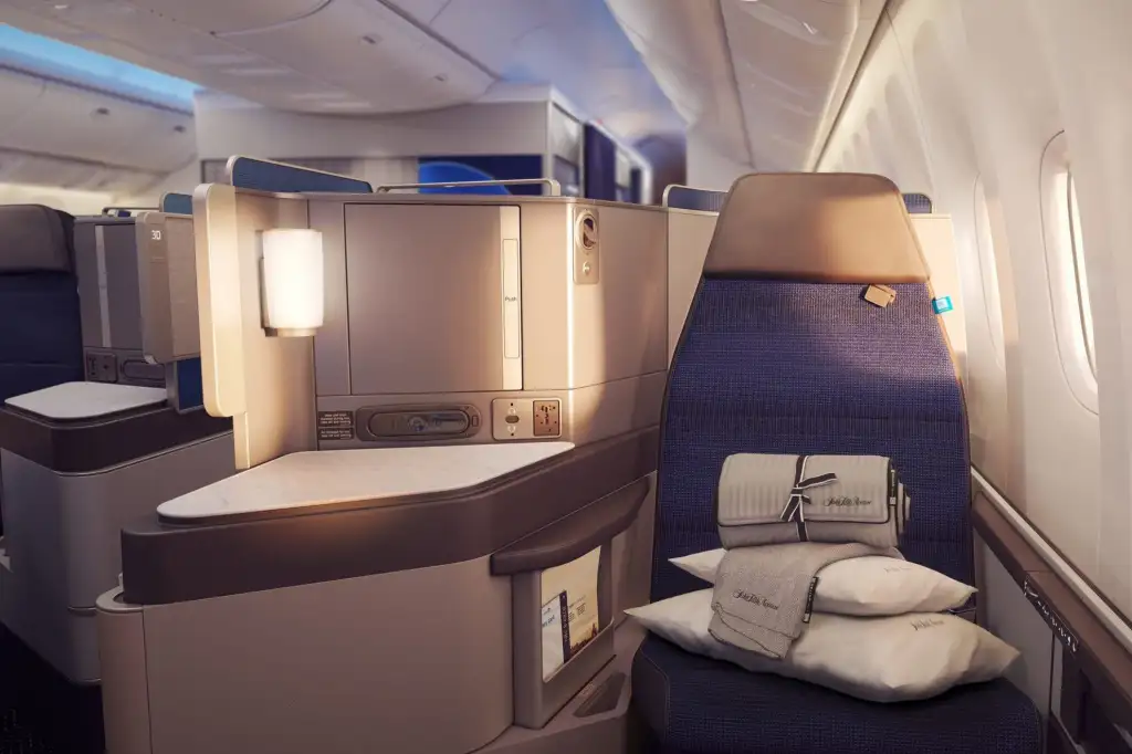 united polaris seat w bedding